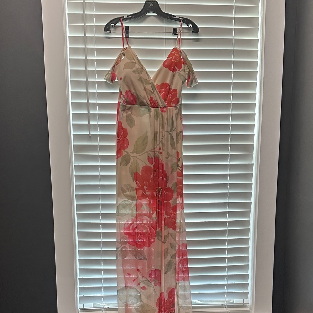 Soieblu Elegant Cream and Red Dress